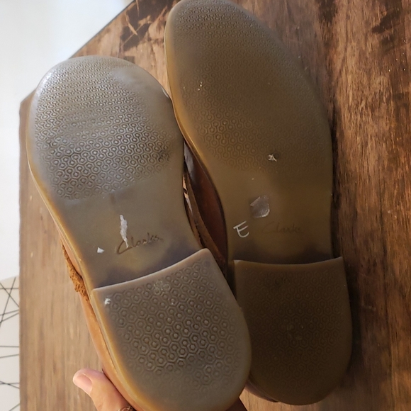 Clarks - Picture 6 of 8